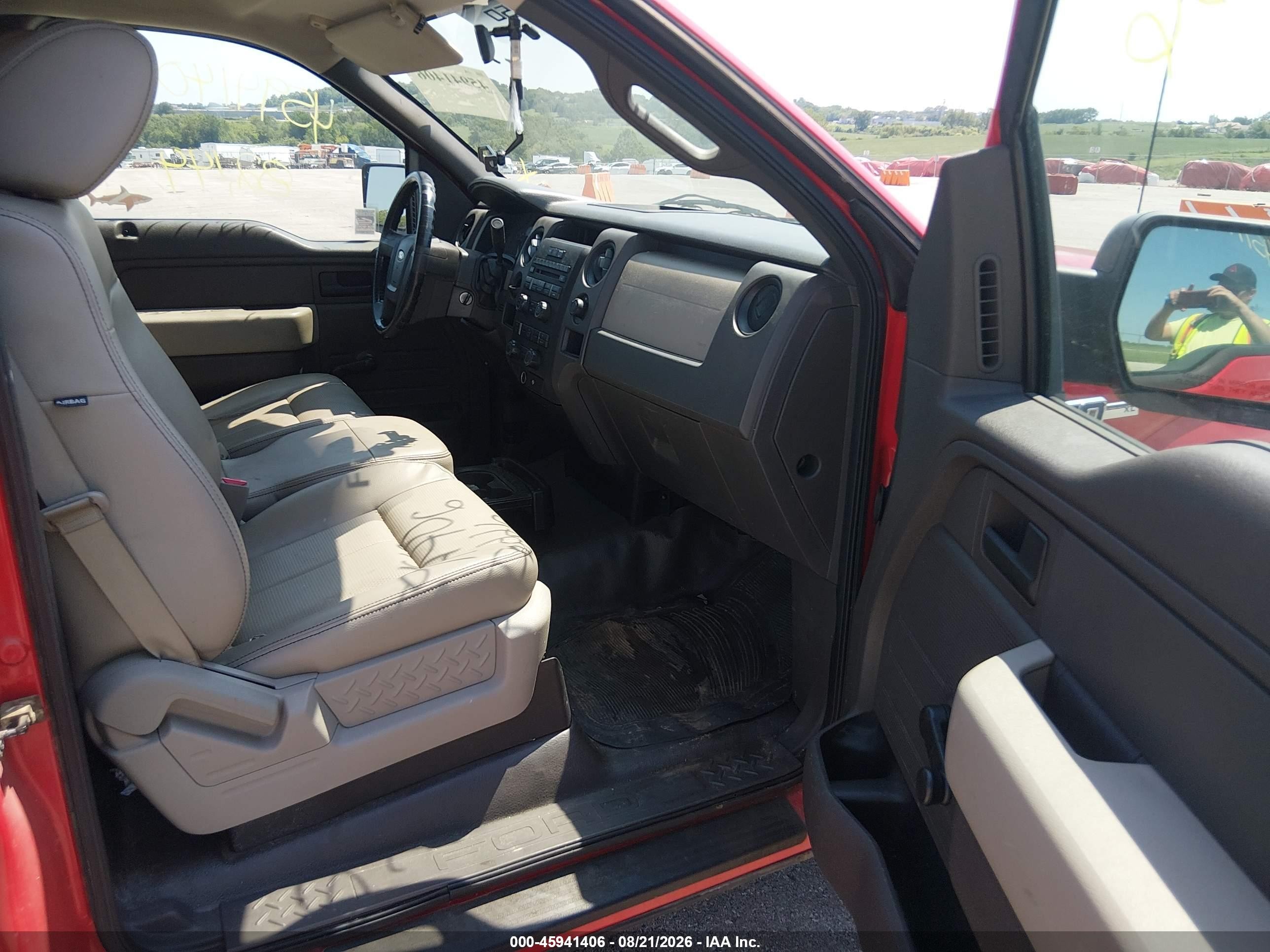 2009 Ford F-150 Stx/xl/xl W/midbox Prep/xlt/xlt W/midbox Prep Red vin: 1FTRF12W59KC43723