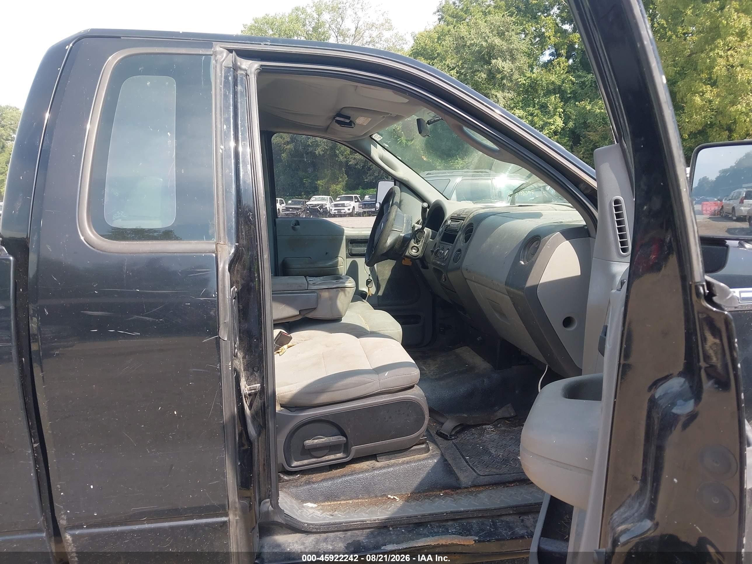 2004 Ford F-150 Stx/xl/xlt Черный vin: 1FTRF12W64NA75159