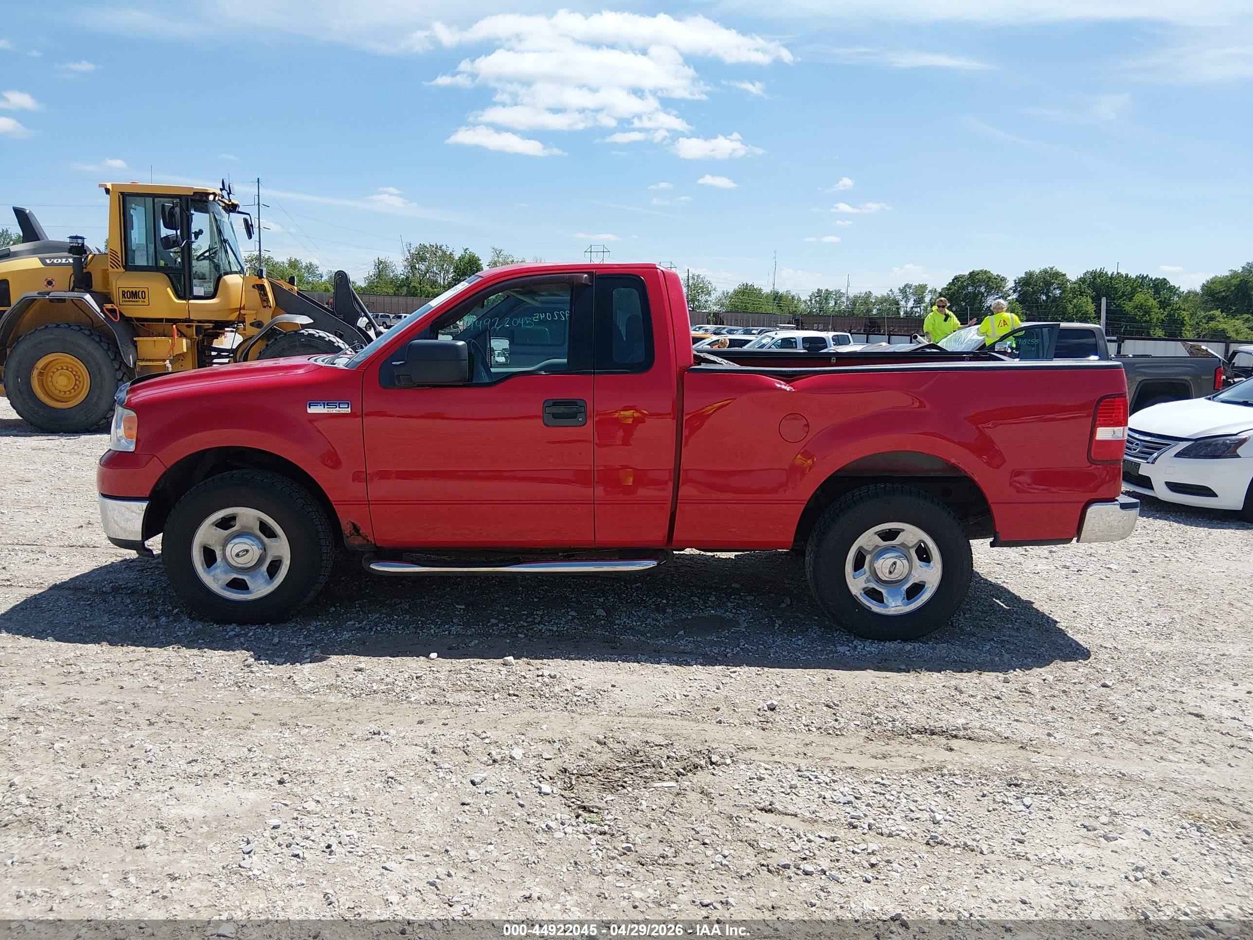 2005 Ford F-150 Stx/xl/xlt Red vin: 1FTRF12W65KF11401