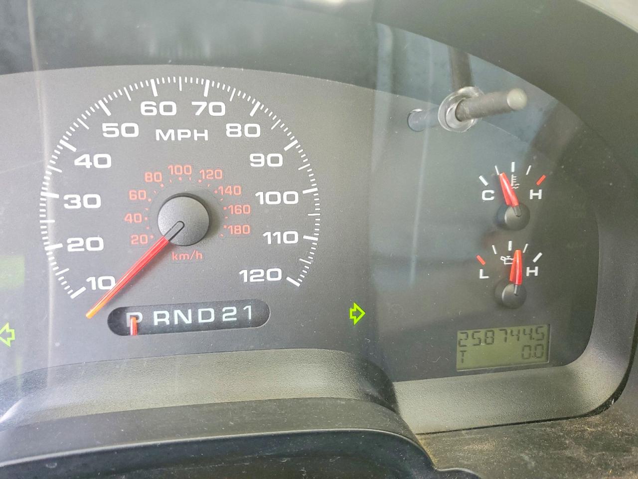 2006 Ford F150 White vin: 1FTRF12W66NA85189