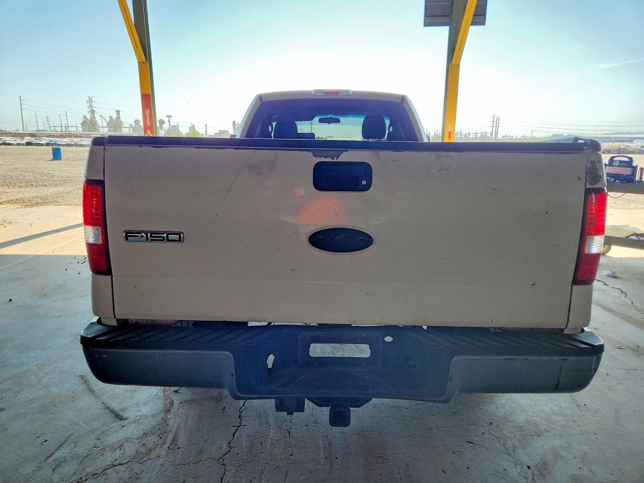 2006 Ford F150 White vin: 1FTRF12W66NA85189