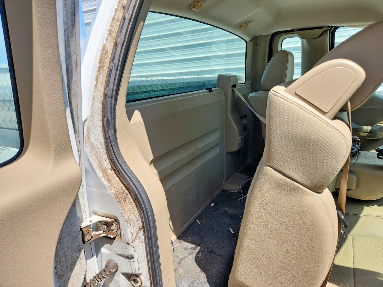 2007 Ford F150 White vin: 1FTRF12W67KC91227