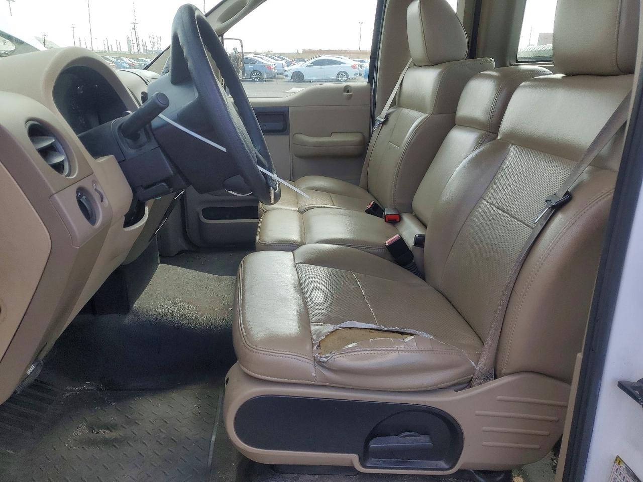2007 Ford F150 White vin: 1FTRF12W67KD42368