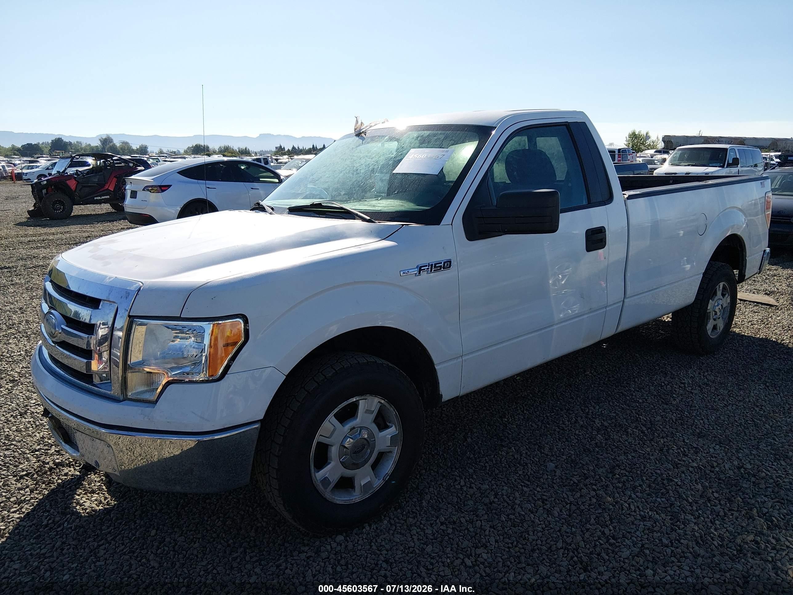 2009 Ford F-150 Stx/xl/xl W/midbox Prep/xlt/xlt W/midbox Prep White vin: 1FTRF12W69KB67686