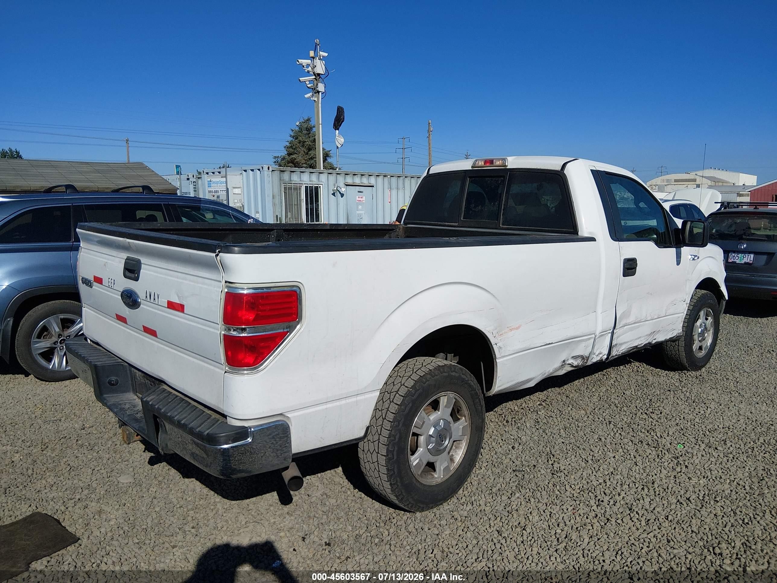 2009 Ford F-150 Stx/xl/xl W/midbox Prep/xlt/xlt W/midbox Prep White vin: 1FTRF12W69KB67686