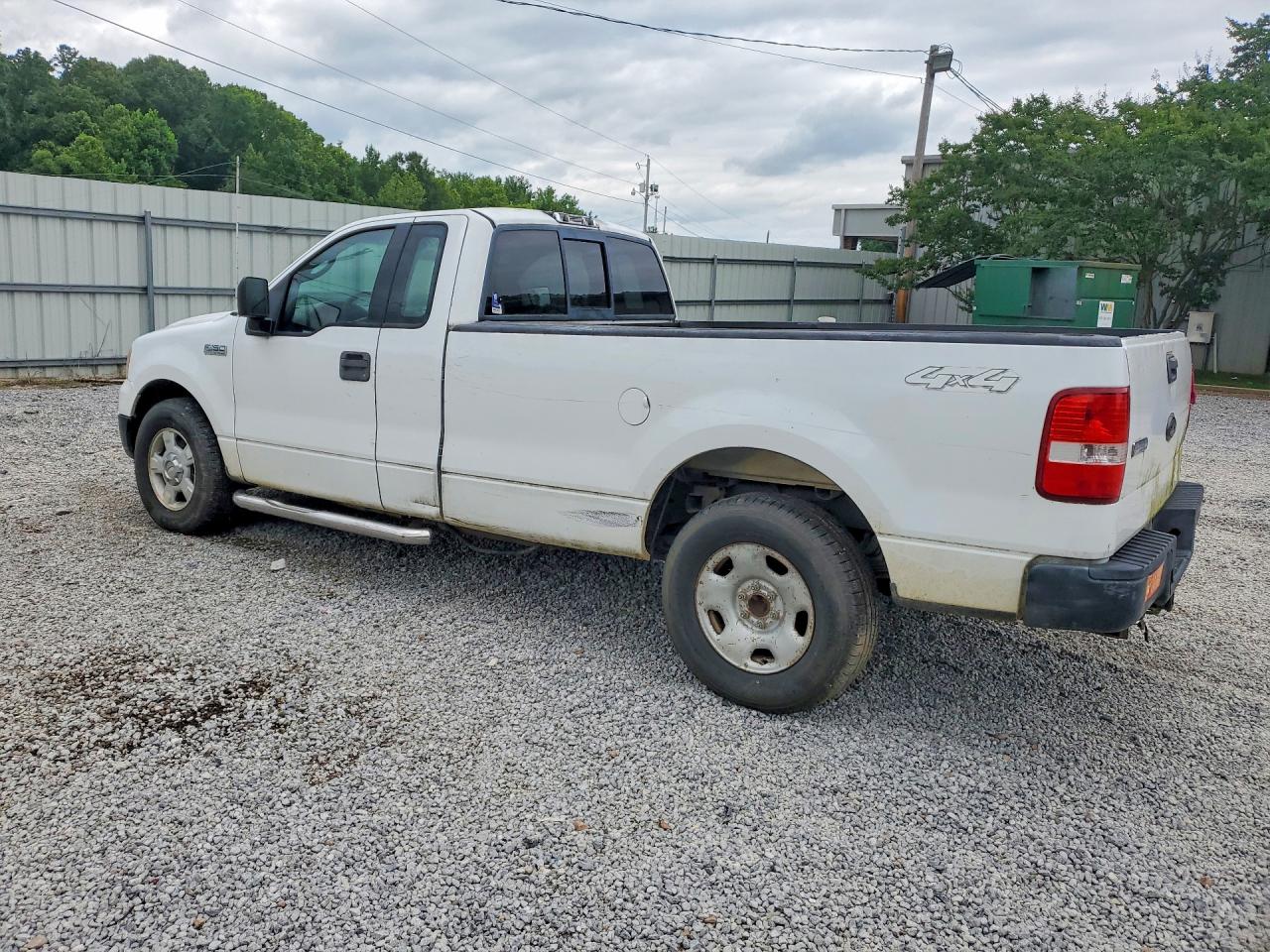 2004 Ford F150 White vin: 1FTRF12W74NC65875