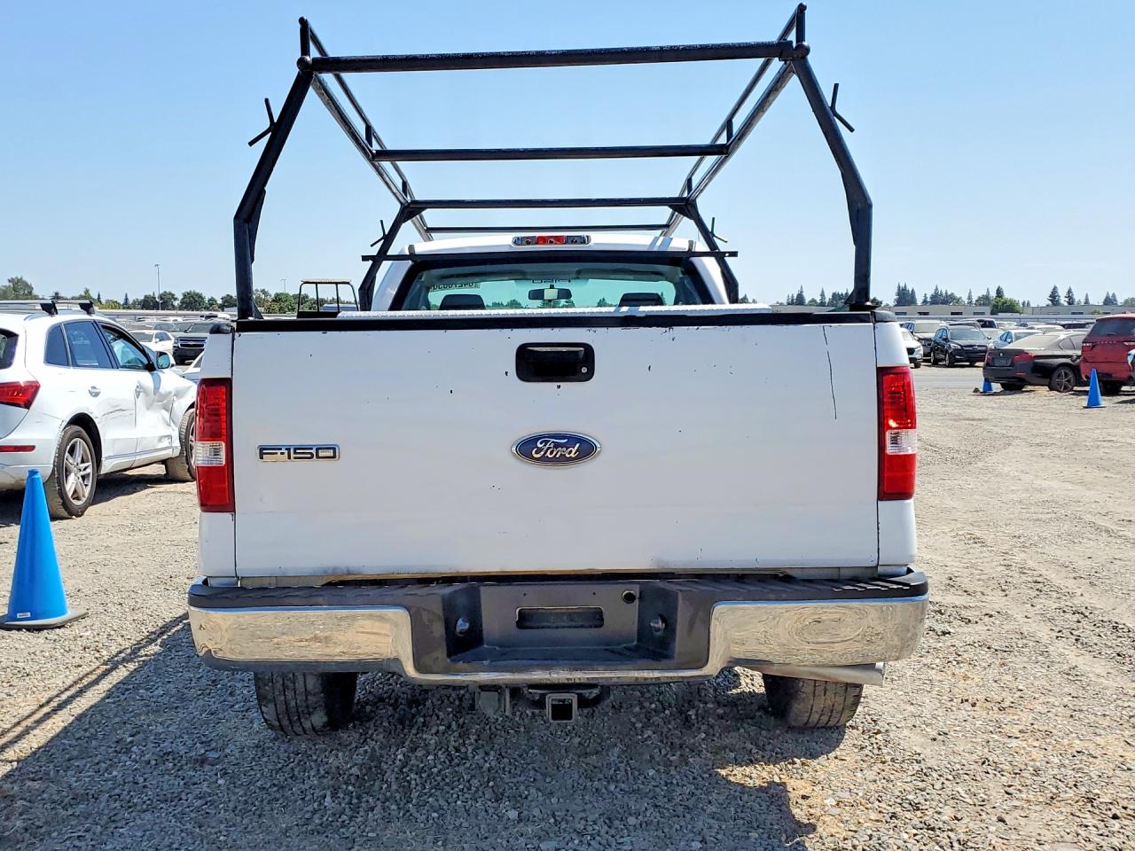 2005 Ford F150 Белый vin: 1FTRF12W75NA08300