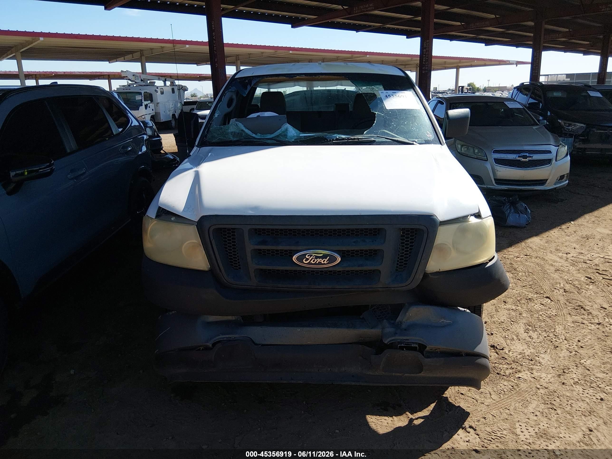 2005 Ford F-150 Stx/xl/xlt White vin: 1FTRF12W75NB27285