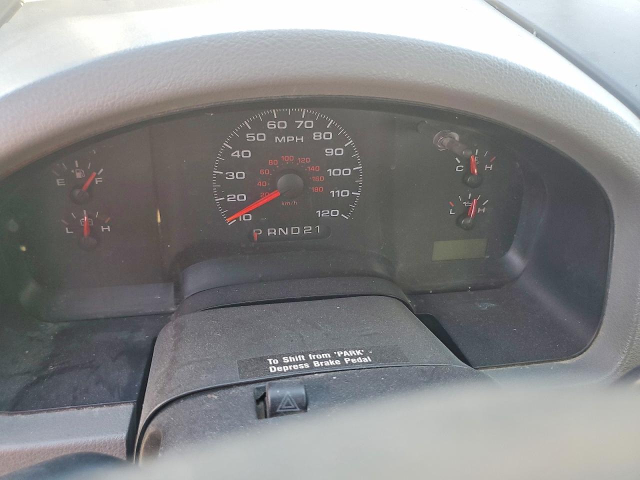 2006 Ford F150 White vin: 1FTRF12W76KC47607