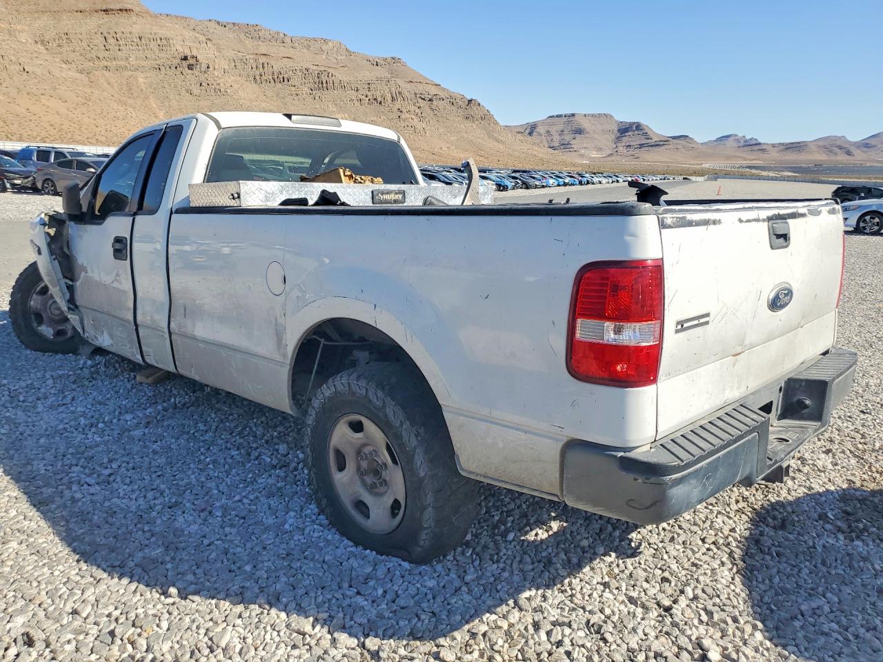 2006 Ford F150 White vin: 1FTRF12W76KC47607