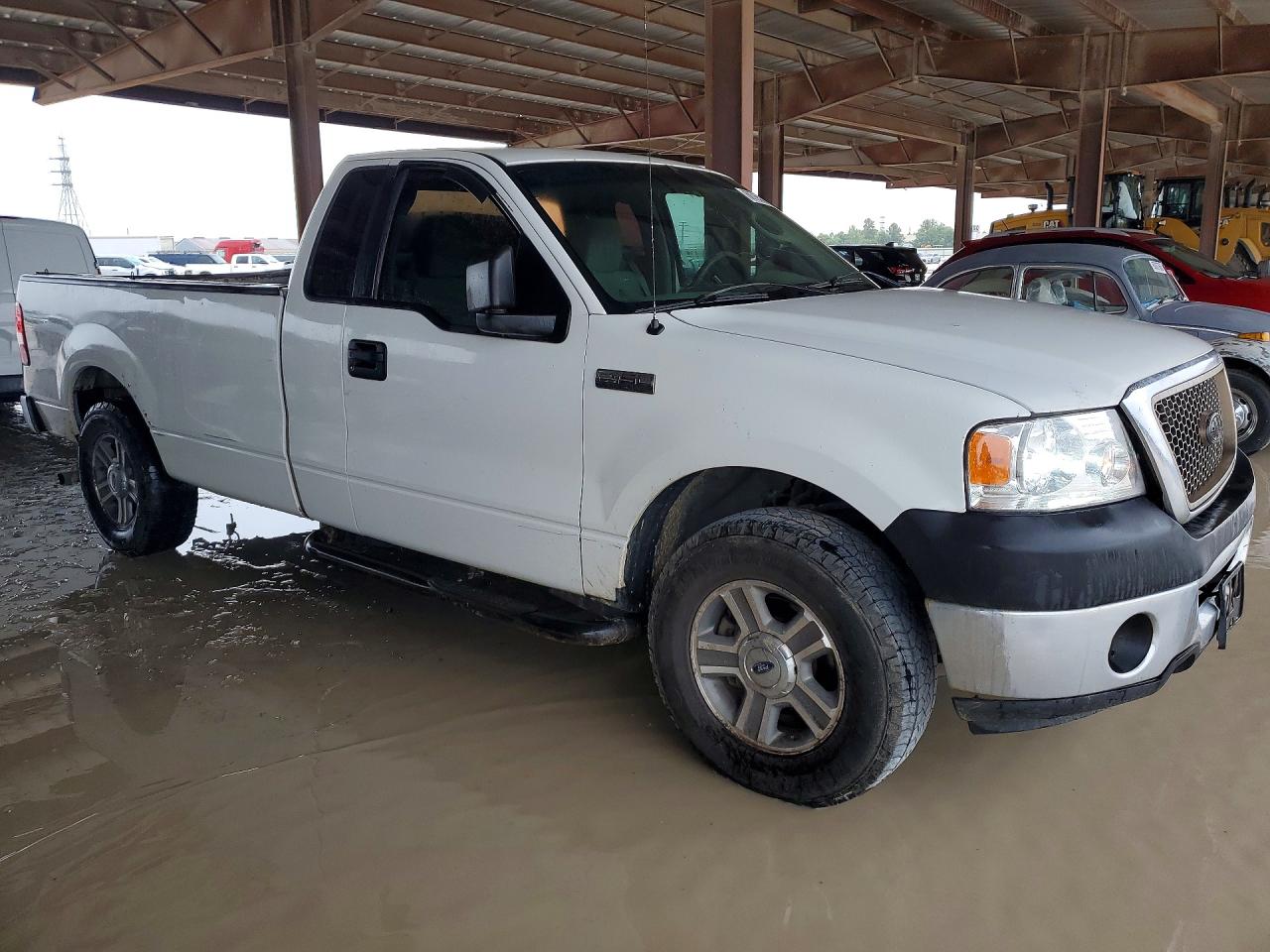 2007 Ford F-150 White vin: 1FTRF12W77KD13834
