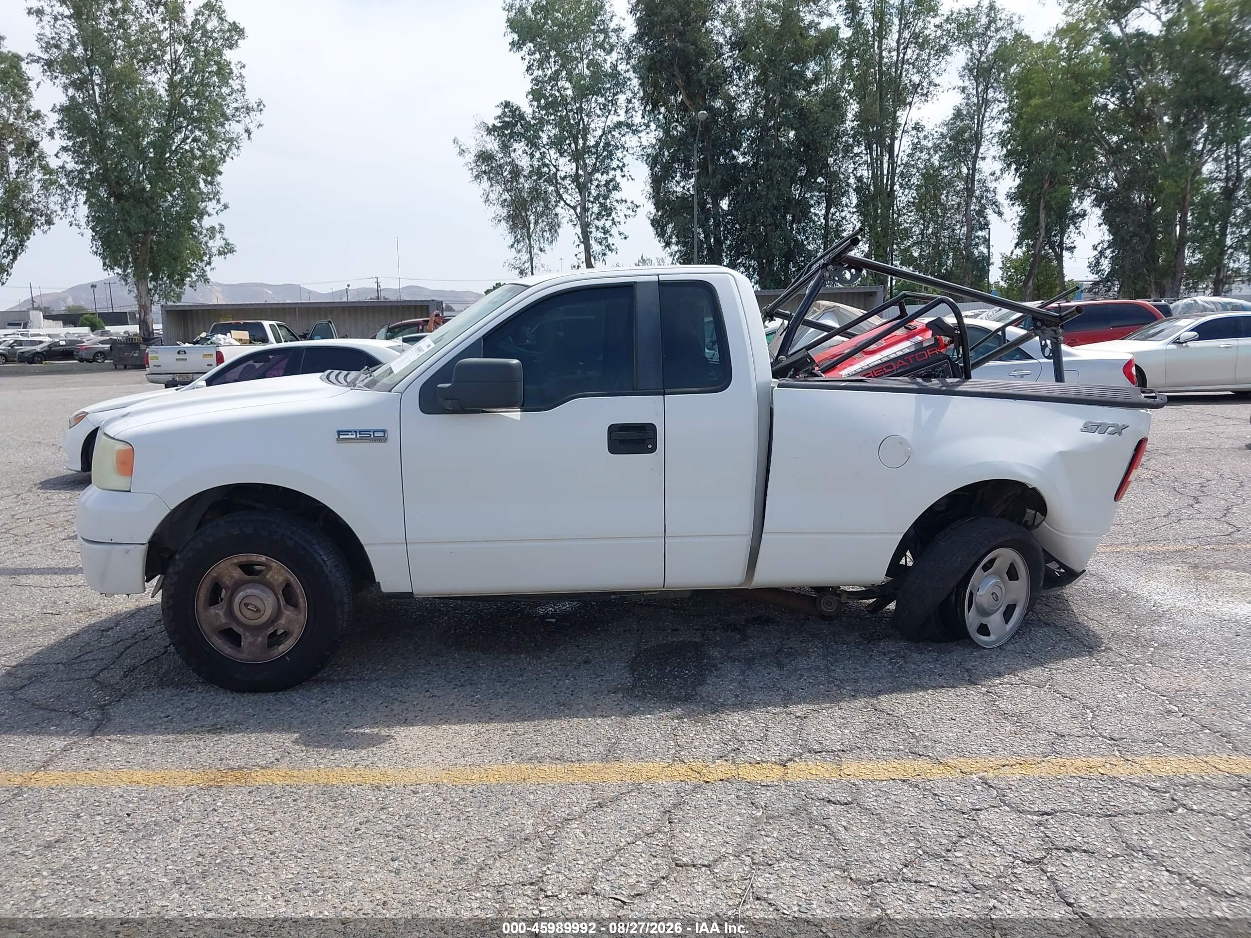 2007 Ford F-150 Stx/xl/xlt White vin: 1FTRF12W77NA11961