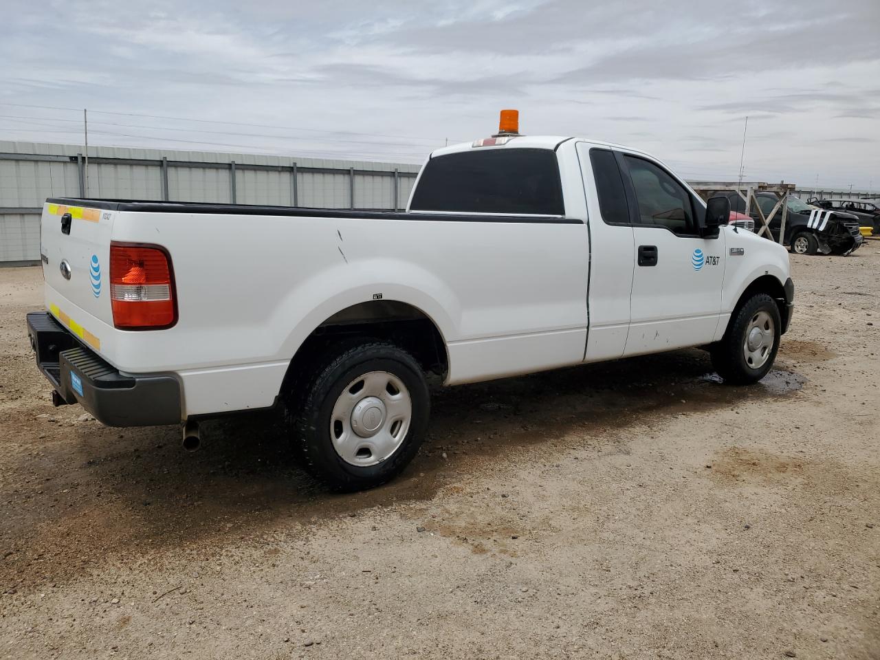 2008 Ford F150 White vin: 1FTRF12W78KB87900 Damage: Right Bed Side, Heavy Scratch, 1 To 2 Inches