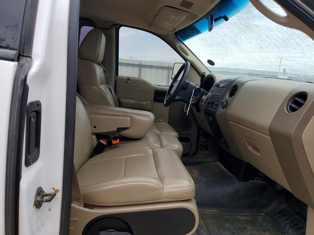 2008 Ford F150 White vin: 1FTRF12W78KB87900
