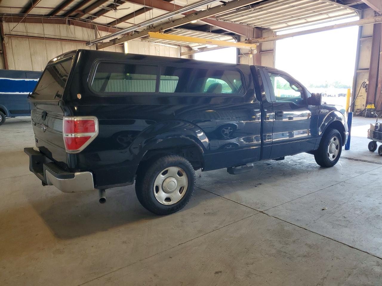 2009 Ford F150 Black vin: 1FTRF12W79KB32879