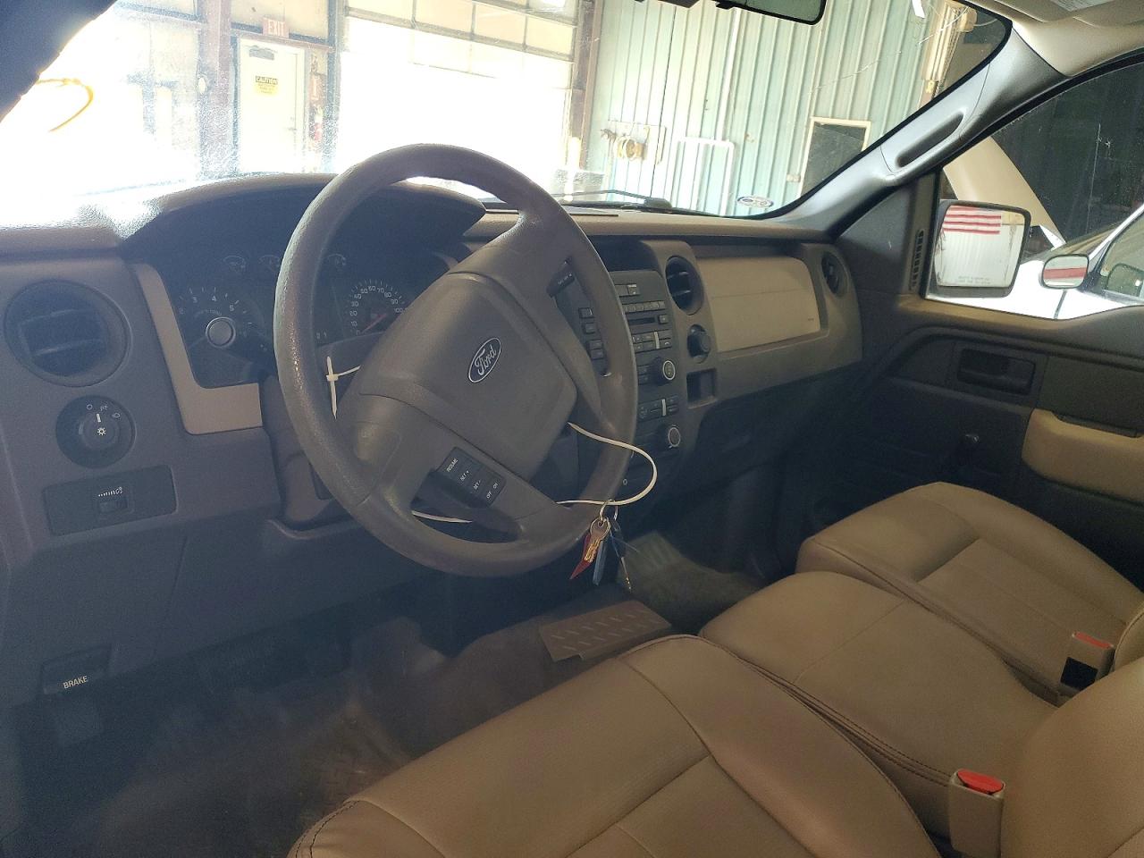 2009 Ford F150 Black vin: 1FTRF12W79KB32879