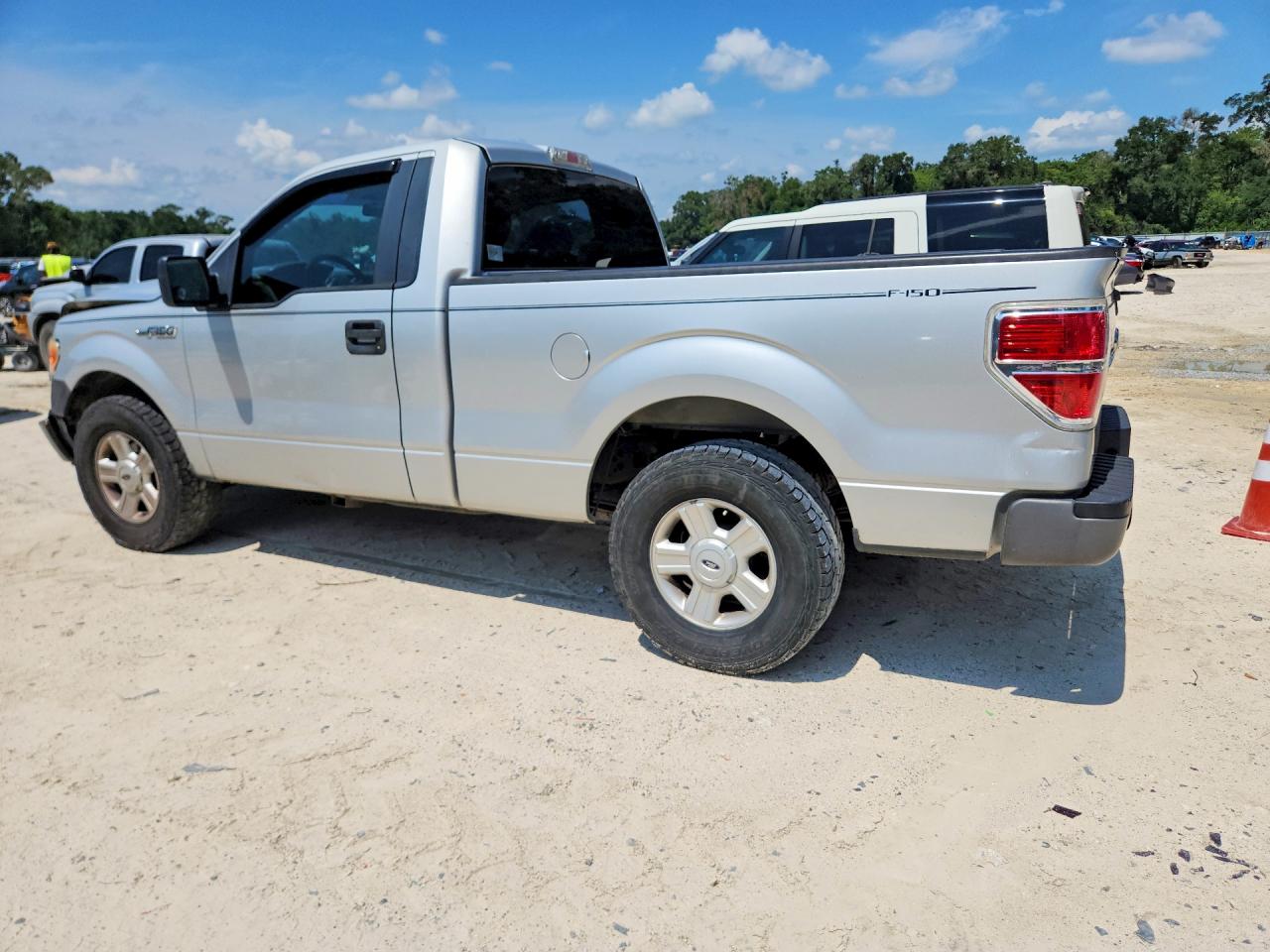 2009 Ford F150 Серебряный vin: 1FTRF12W79KB52422
