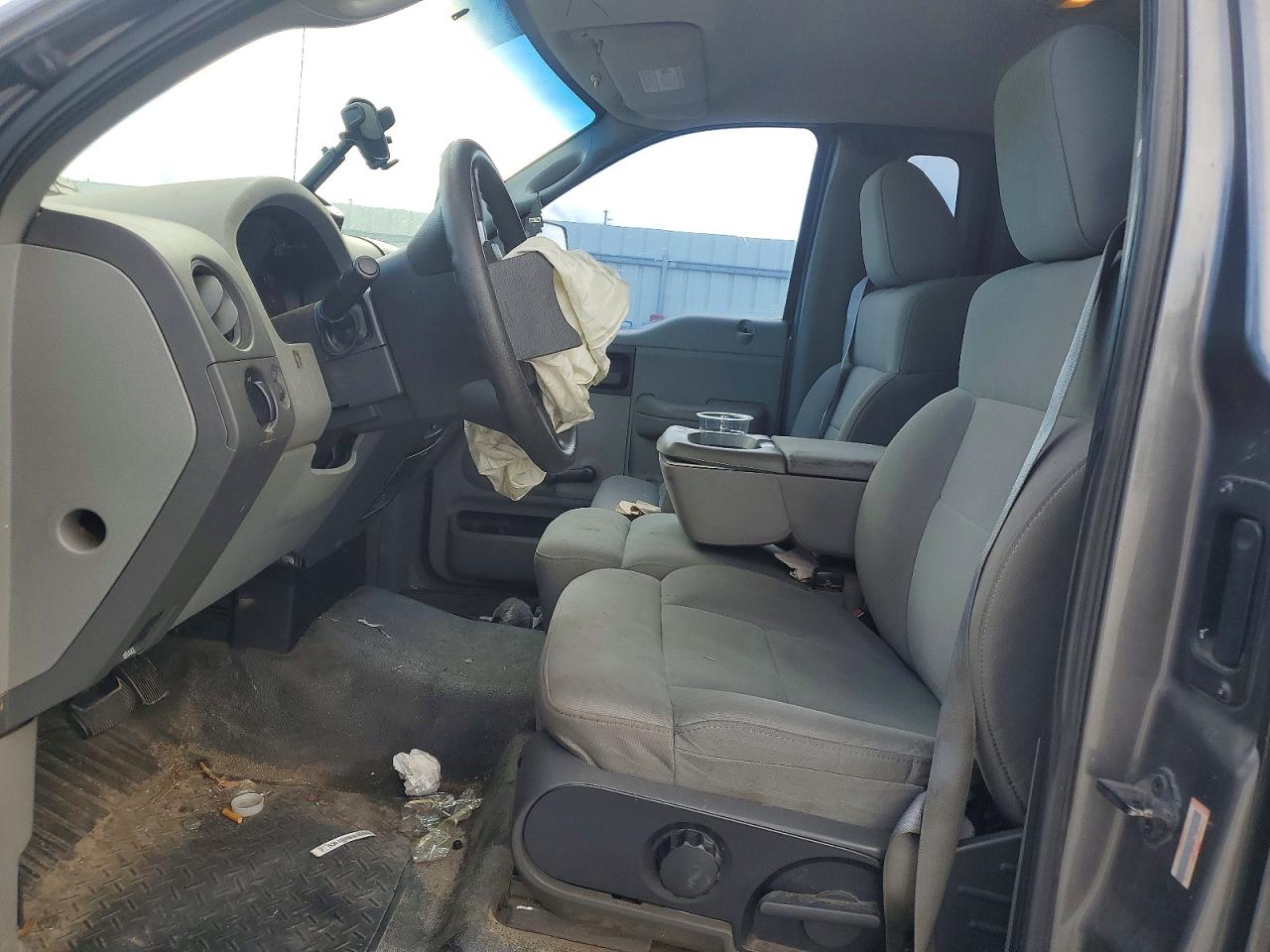 2004 Ford F150 Gray vin: 1FTRF12W84NB16200