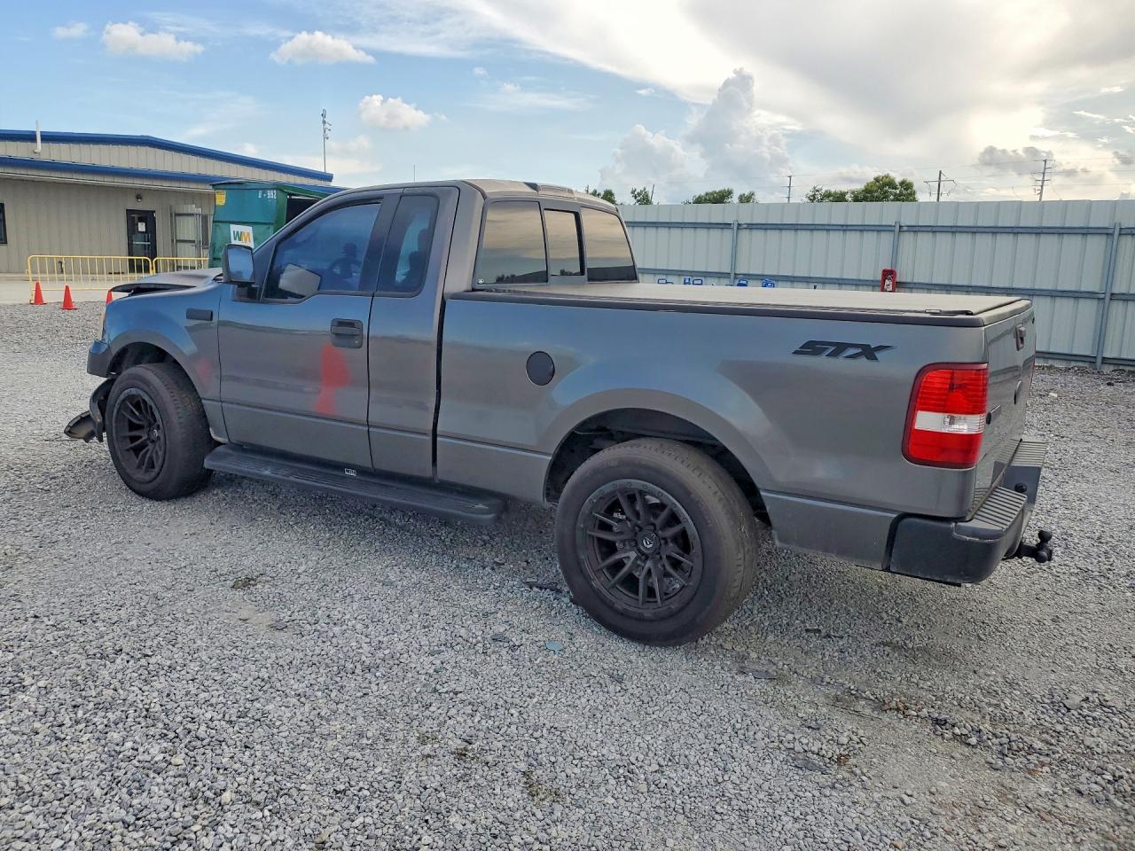 2004 Ford F150 Gray vin: 1FTRF12W84NB16200