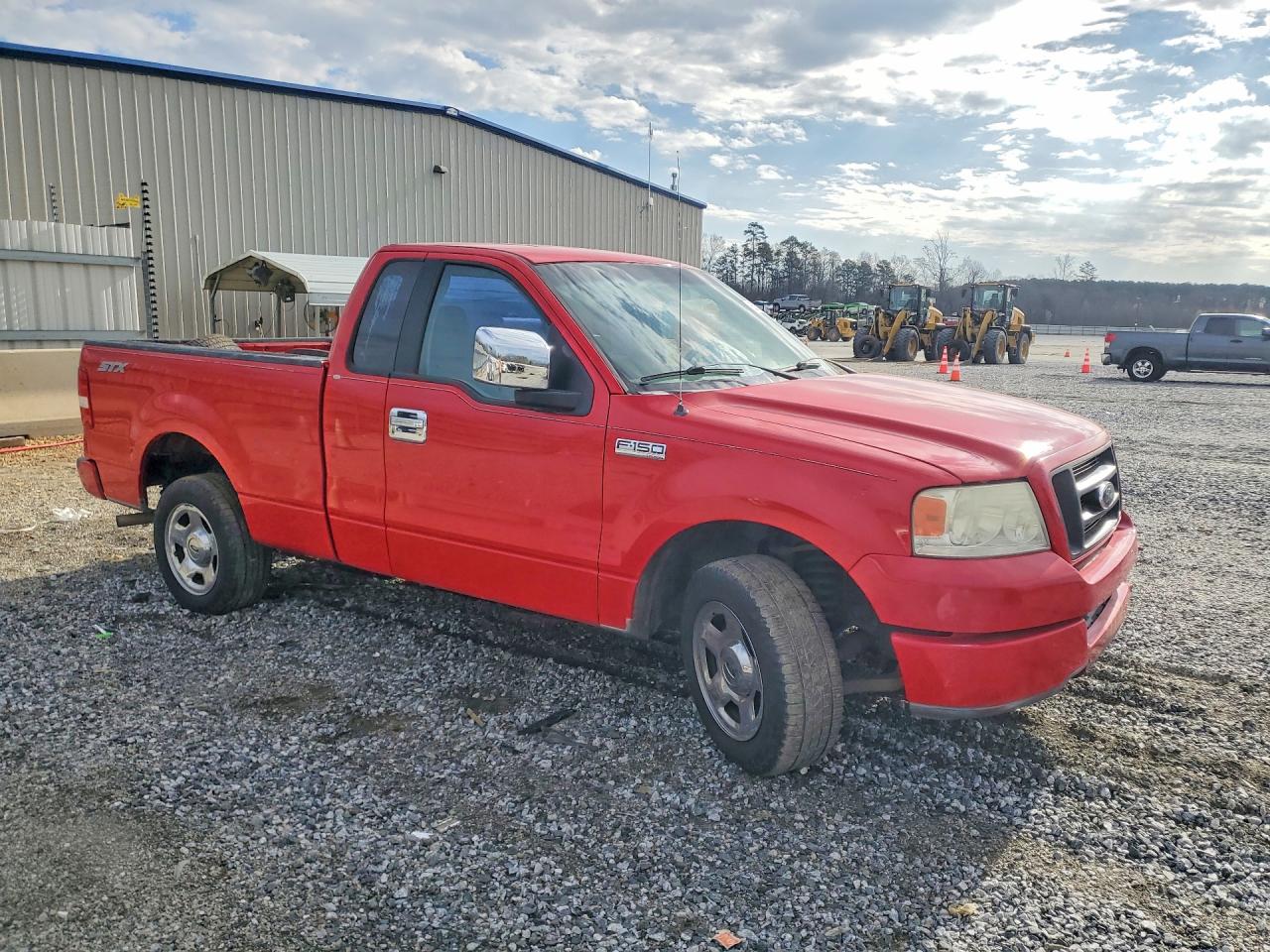 2004 Ford F150 Red vin: 1FTRF12W84NB29349