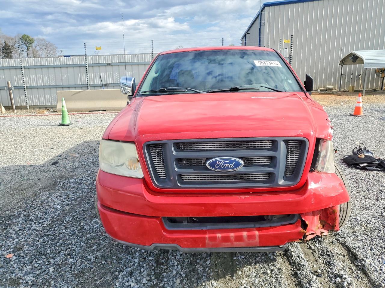 2004 Ford F150 Red vin: 1FTRF12W84NB29349
