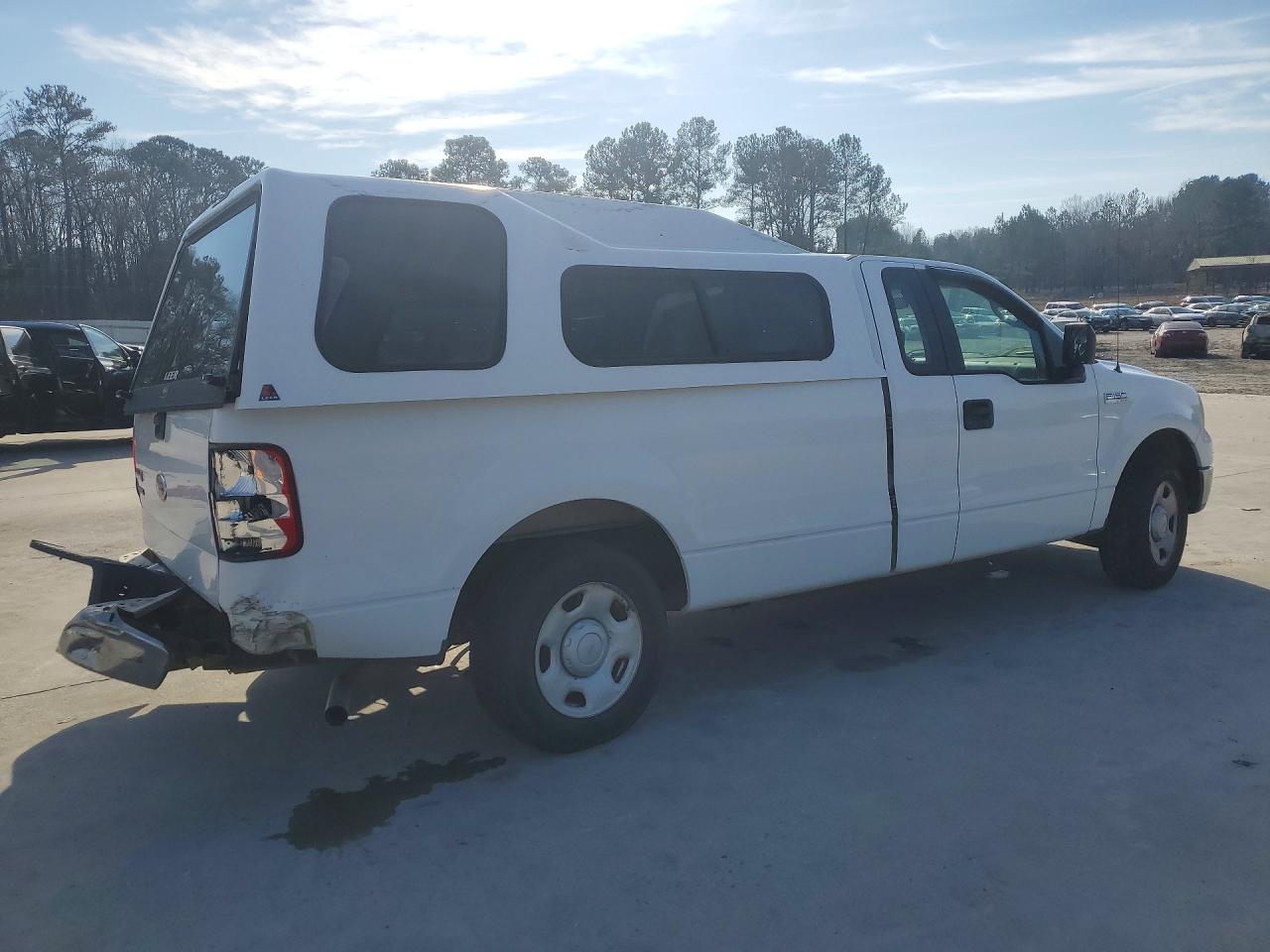 2004 Ford F150 White vin: 1FTRF12W84NB49083
