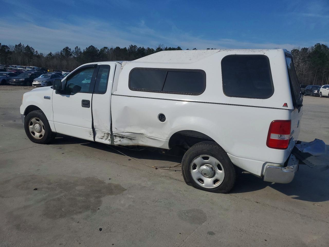 2004 Ford F150 White vin: 1FTRF12W84NB49083