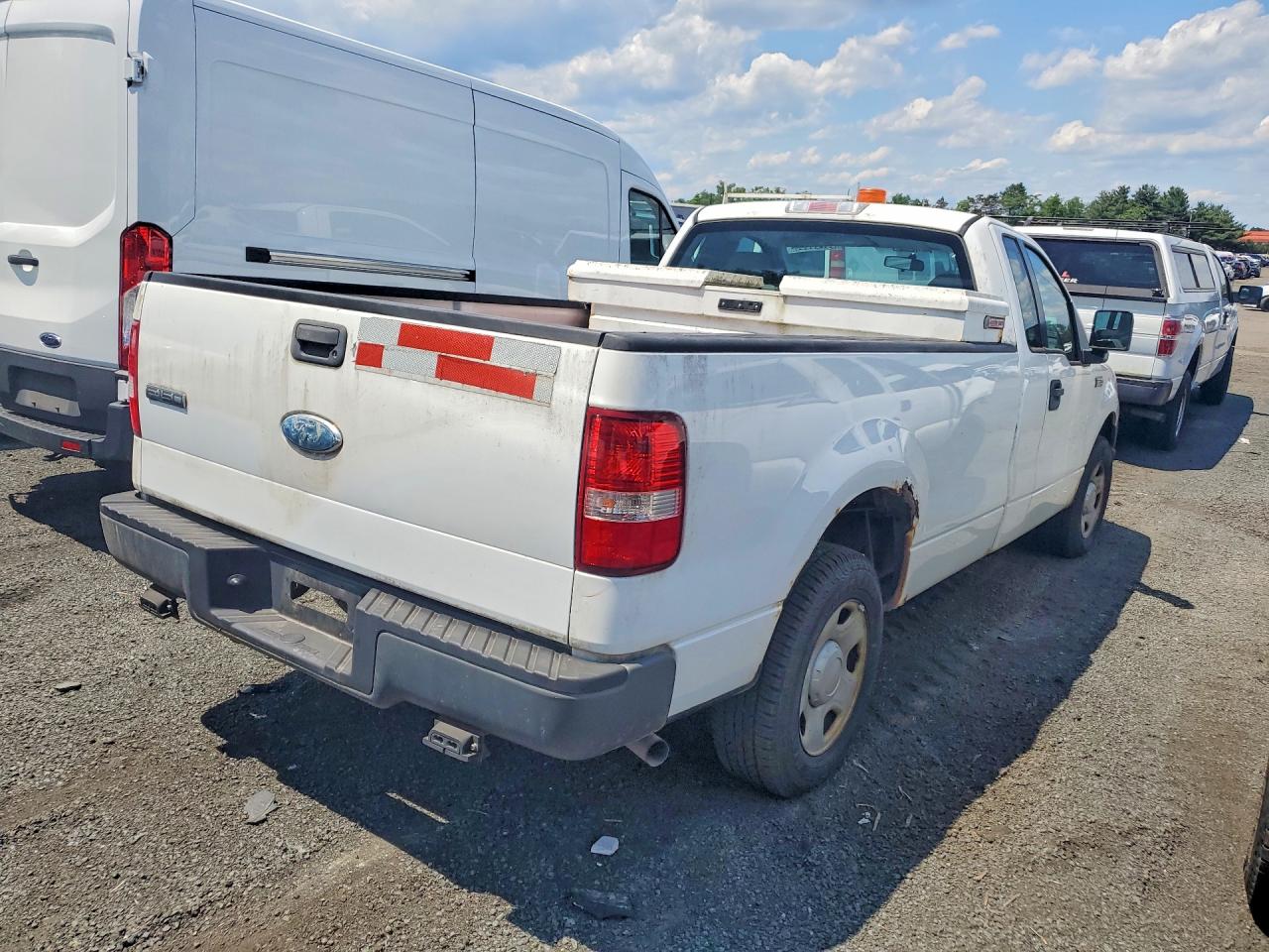 2006 Ford F150 White vin: 1FTRF12W86KD44363