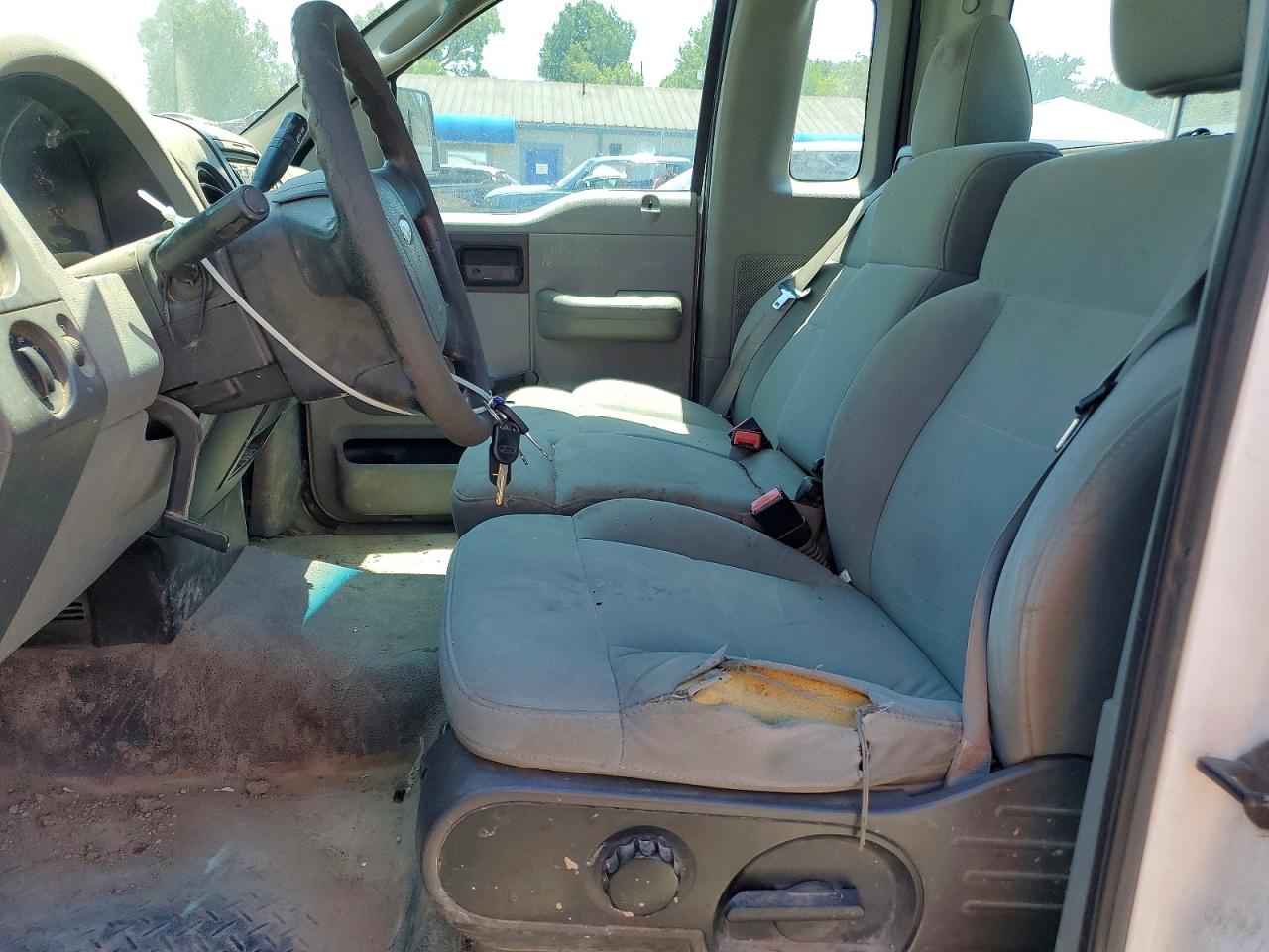2007 Ford F150 Two Tone vin: 1FTRF12W87KC00412
