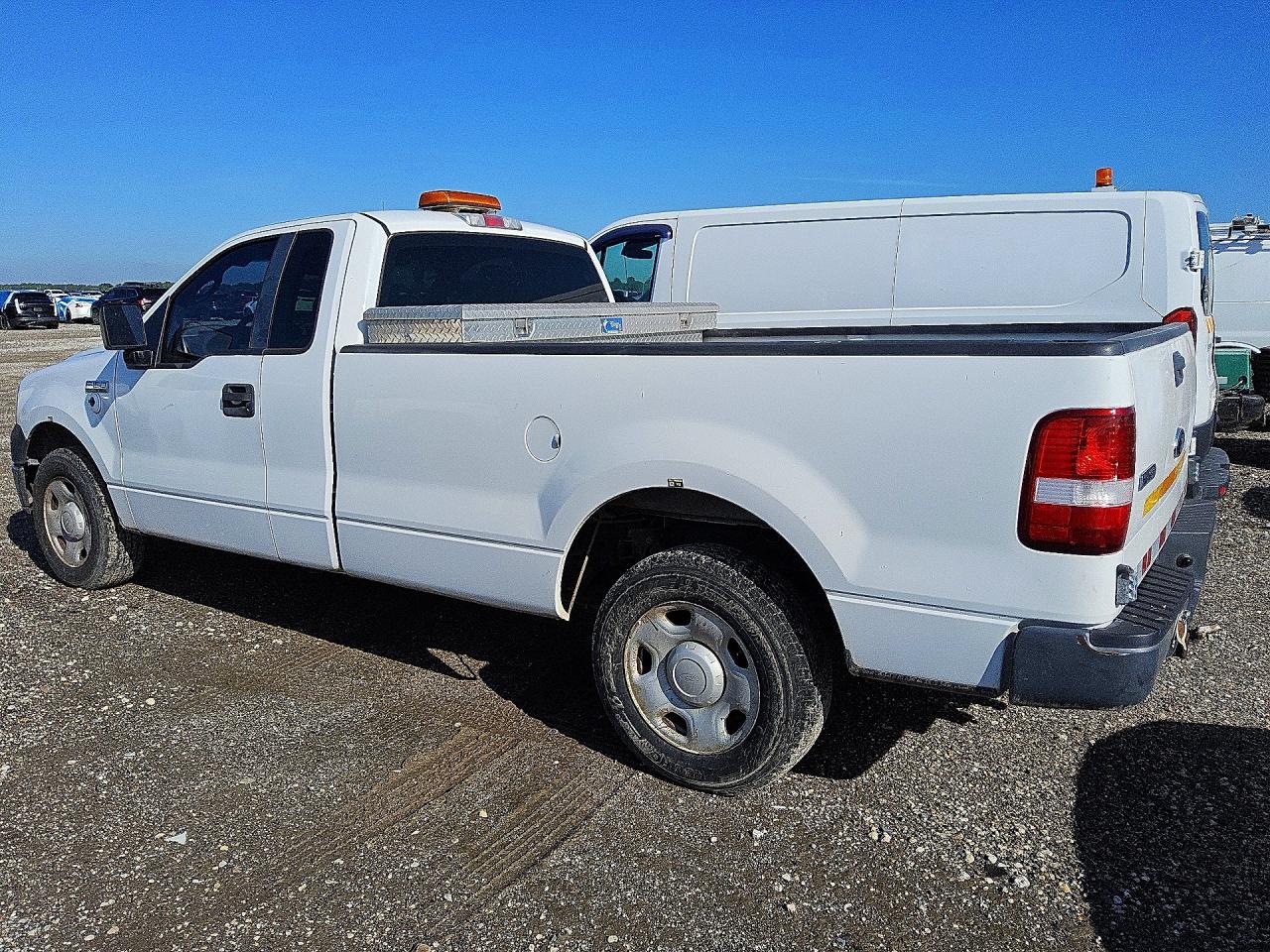 2007 Ford F150 White vin: 1FTRF12W87KD54179