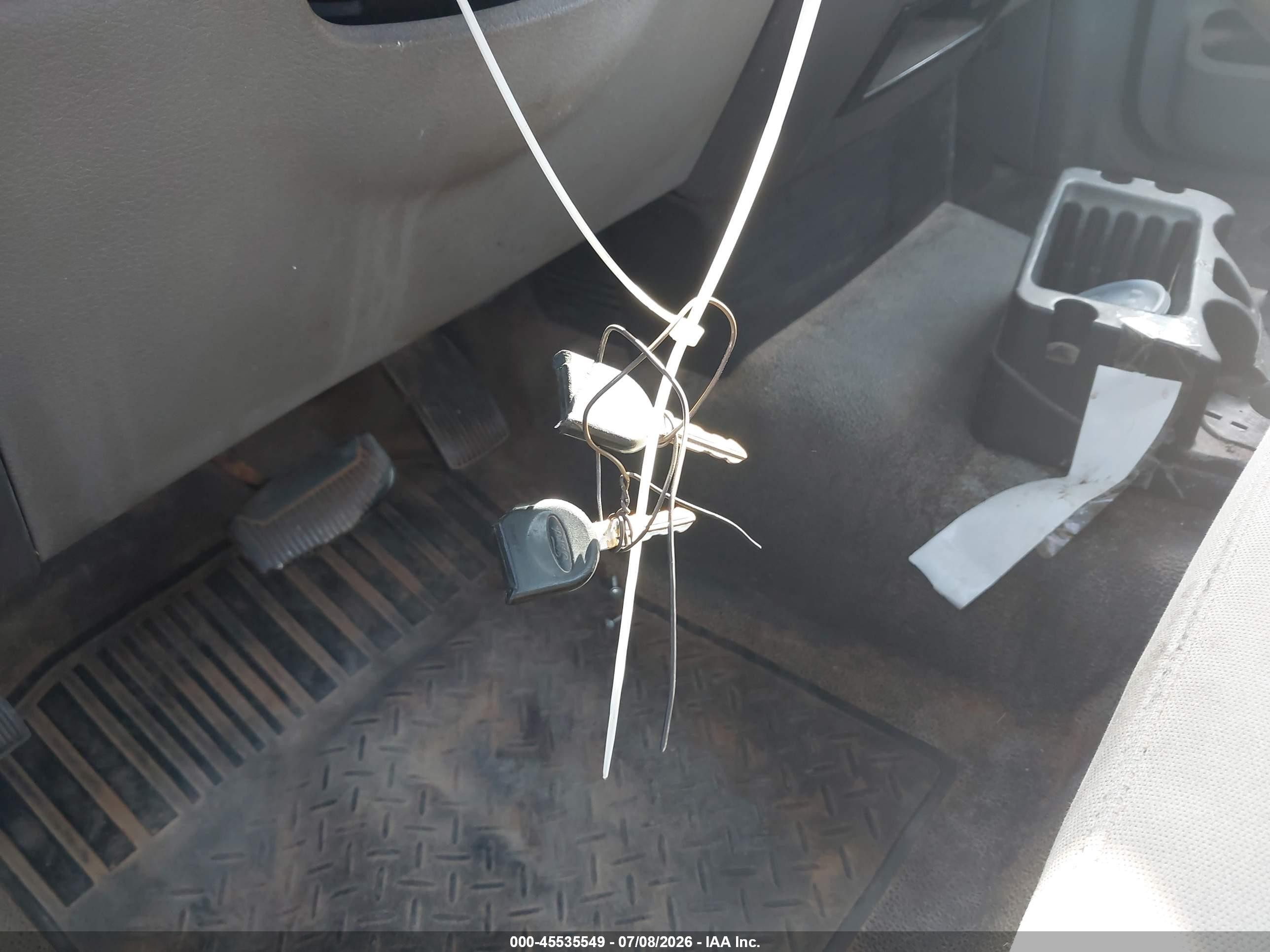 2007 Ford F-150 Stx/xl/xlt Серебряный vin: 1FTRF12W87KD58099