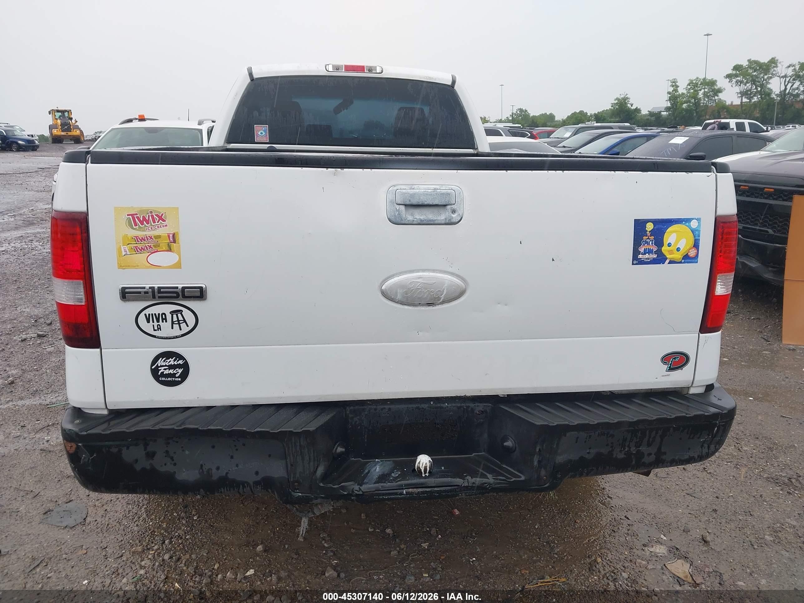 2007 Ford F-150 Stx/xl/xlt White vin: 1FTRF12W87NA65849