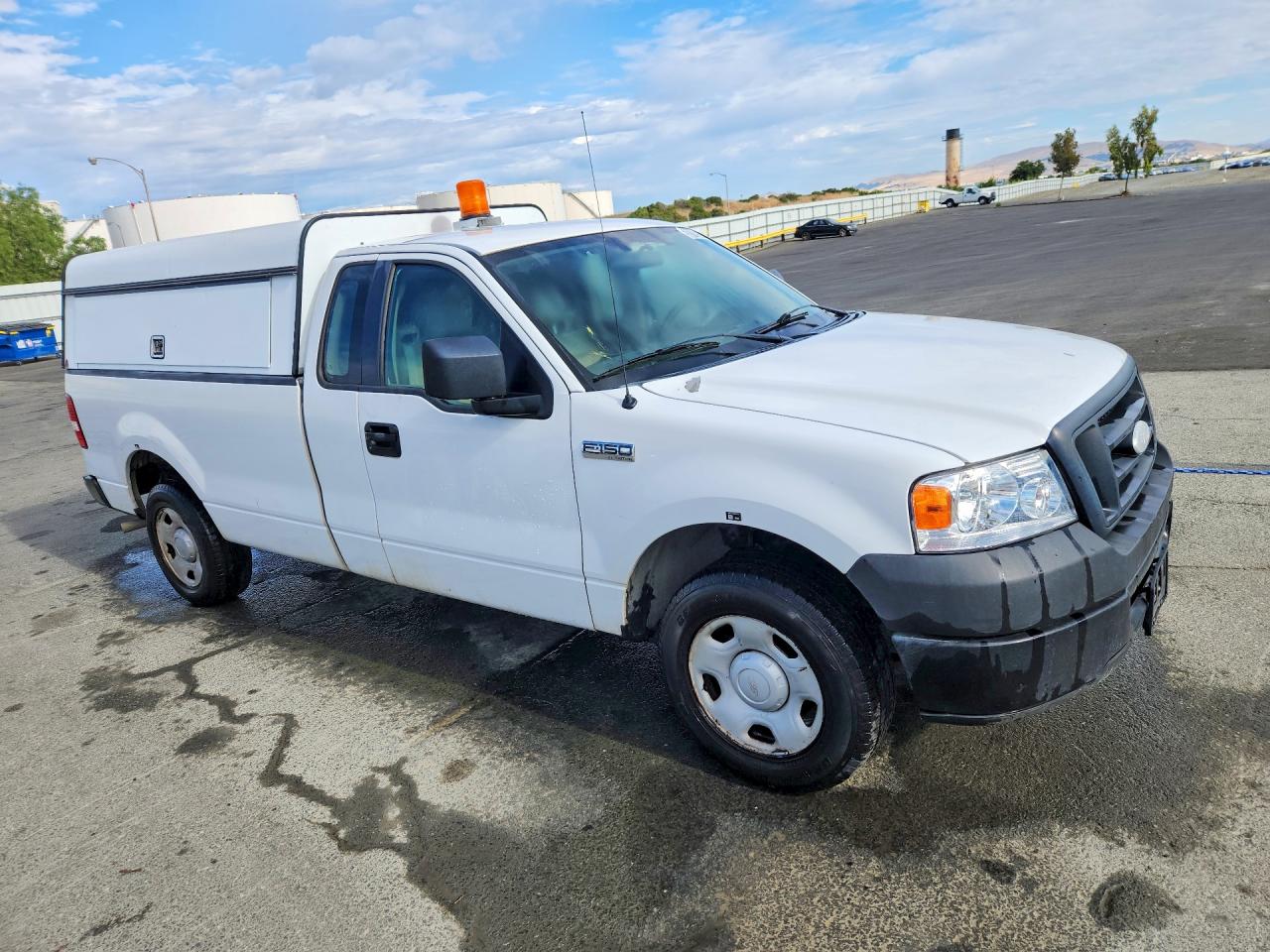 2007 Ford F150 White vin: 1FTRF12W87NA84157