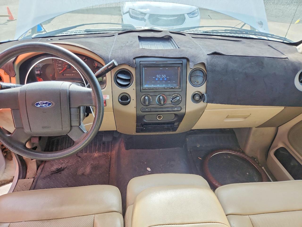 2007 Ford F150 White vin: 1FTRF12W87NA84157