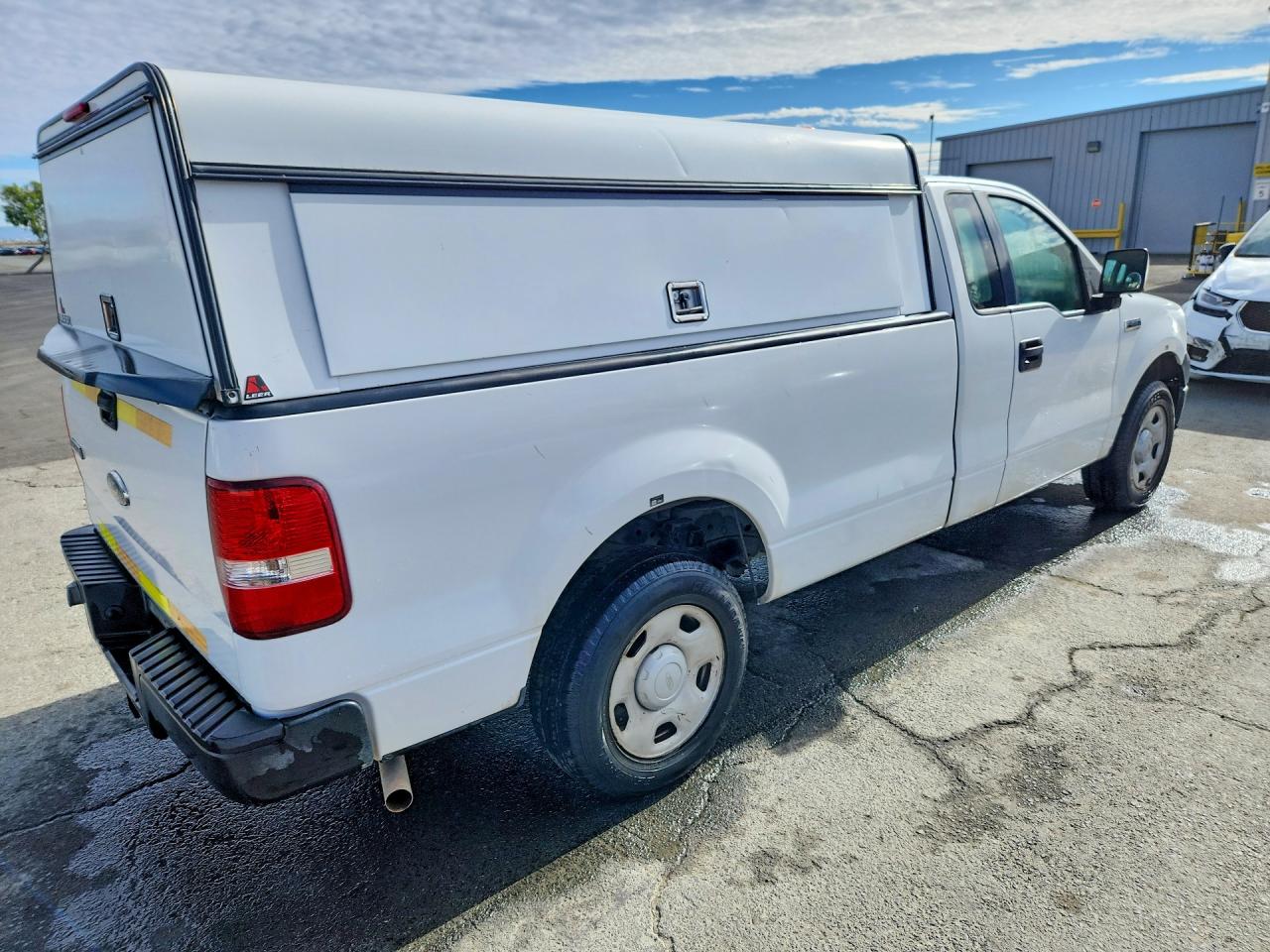 2007 Ford F150 White vin: 1FTRF12W87NA84157