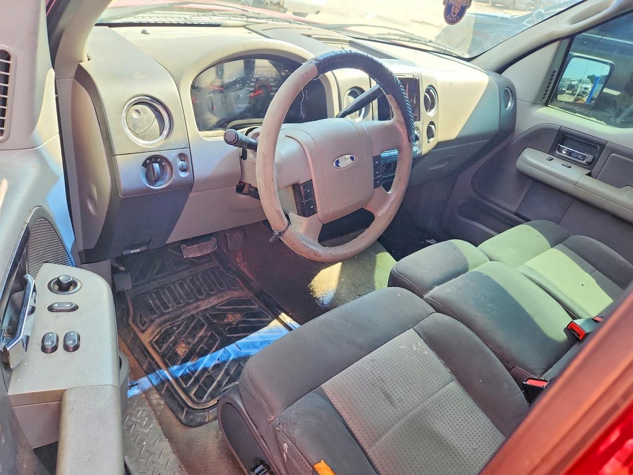 2008 Ford F150 Red vin: 1FTRF12W88KE14964