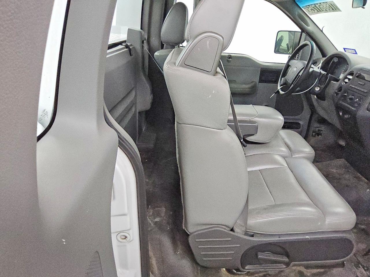 2008 Ford F150 White vin: 1FTRF12W88KE22756