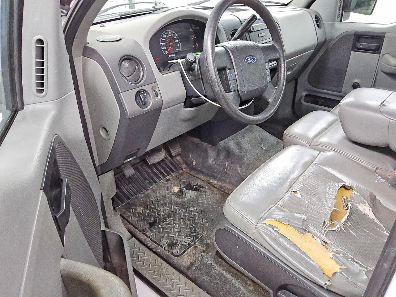 2008 Ford F150 White vin: 1FTRF12W88KE22756