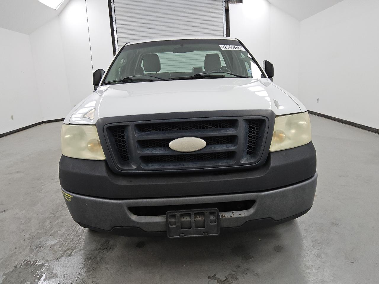2008 Ford F150 White vin: 1FTRF12W88KE22756 Damage: Front Emblem, Faded, Replacement Required