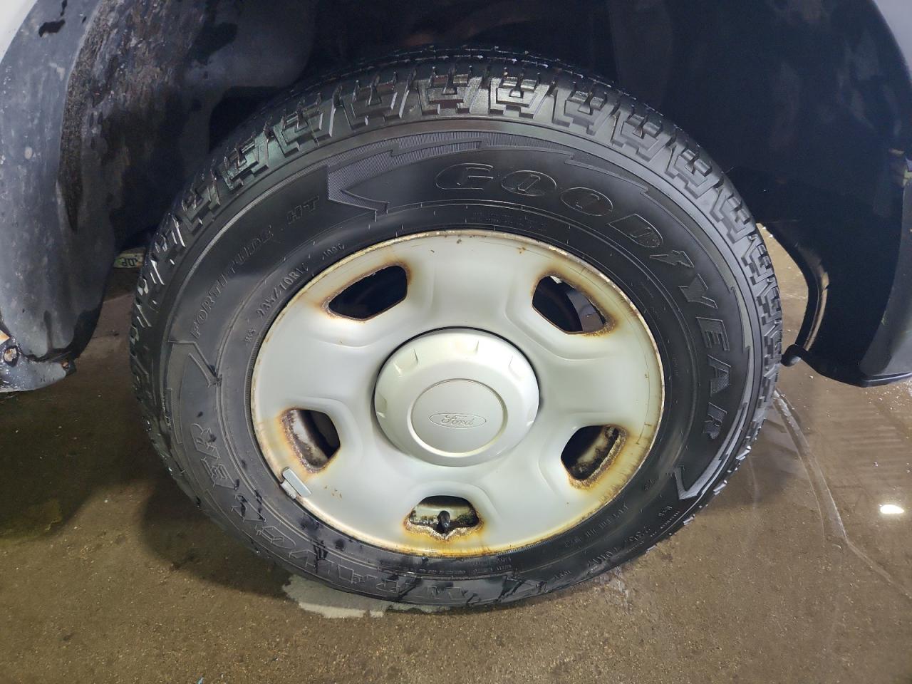 2009 Ford F150 White vin: 1FTRF12W89KA23802 Damage: Right Front Wheel, Rust, Repair Required