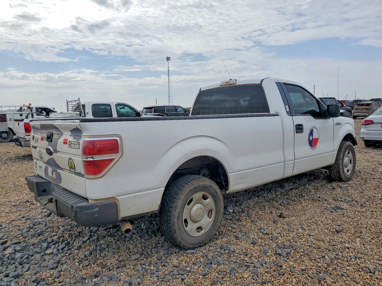 2009 Ford F150 White vin: 1FTRF12W89KB23270