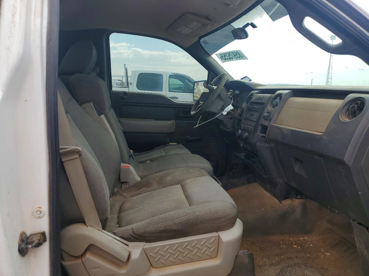 2009 Ford F150 White vin: 1FTRF12W89KB23270