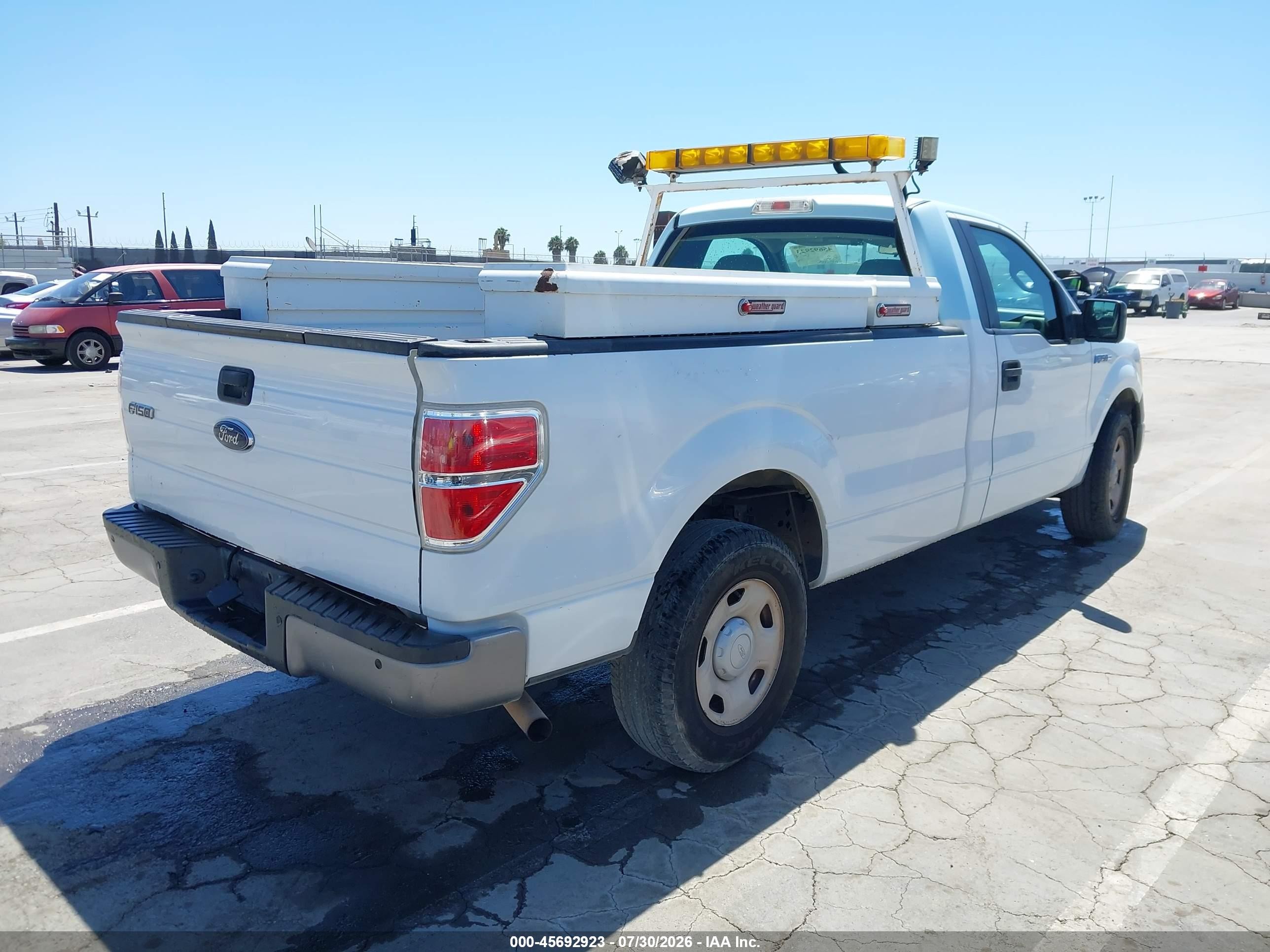 2009 Ford F-150 Stx/xl/xl W/midbox Prep/xlt/xlt W/midbox Prep White vin: 1FTRF12W89KC43182