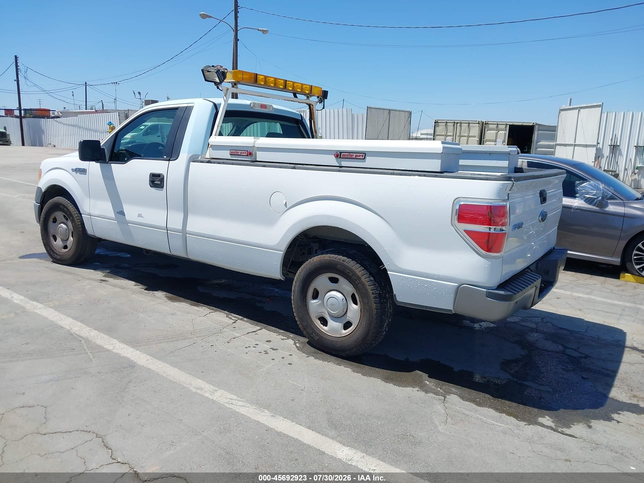 2009 Ford F-150 Stx/xl/xl W/midbox Prep/xlt/xlt W/midbox Prep White vin: 1FTRF12W89KC43182