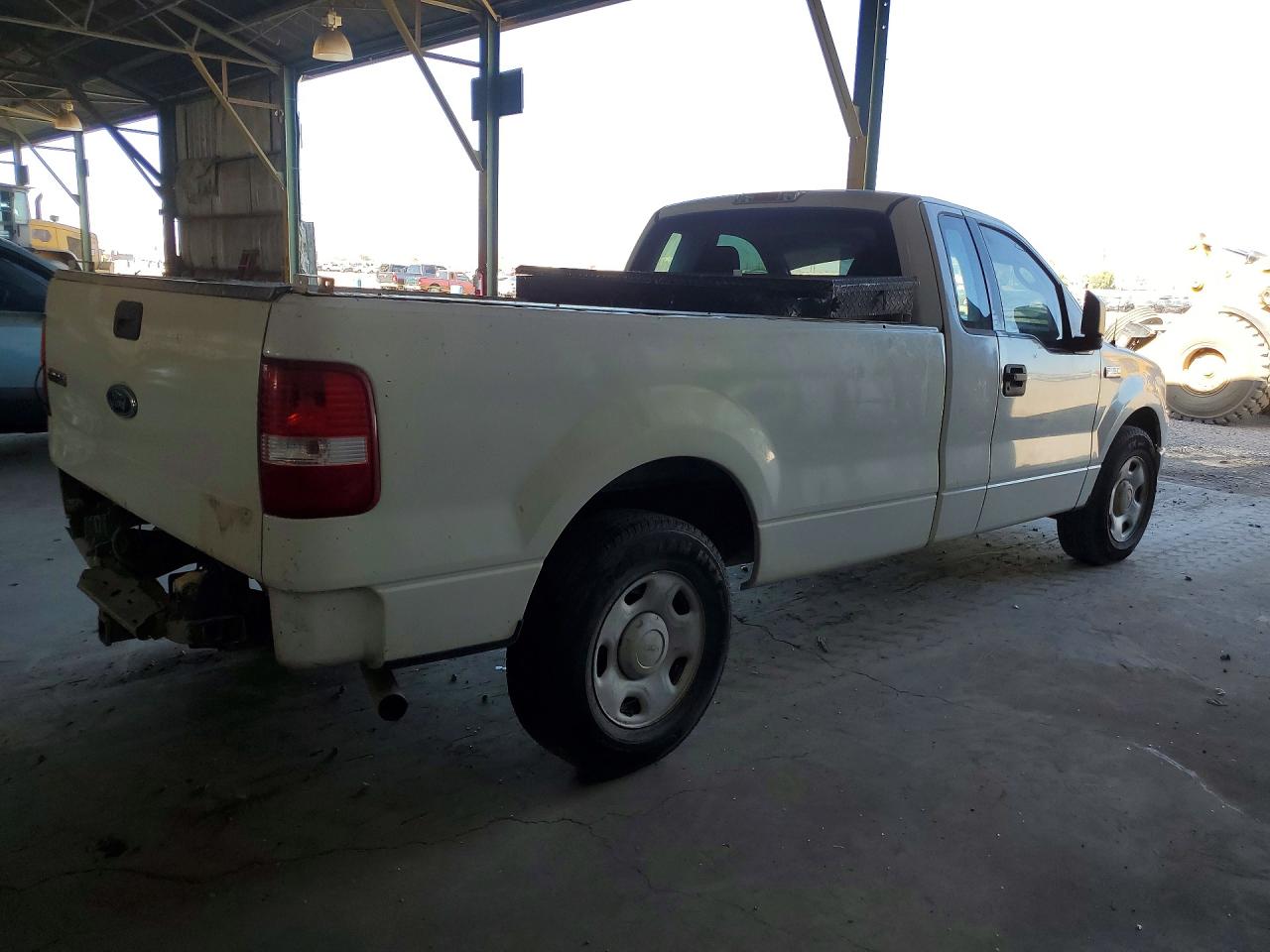 2004 Ford F150 White vin: 1FTRF12W94NB55975