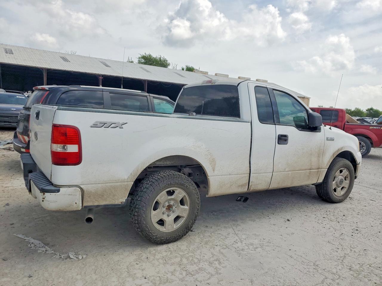 2004 Ford F150 White vin: 1FTRF12W94NC12367