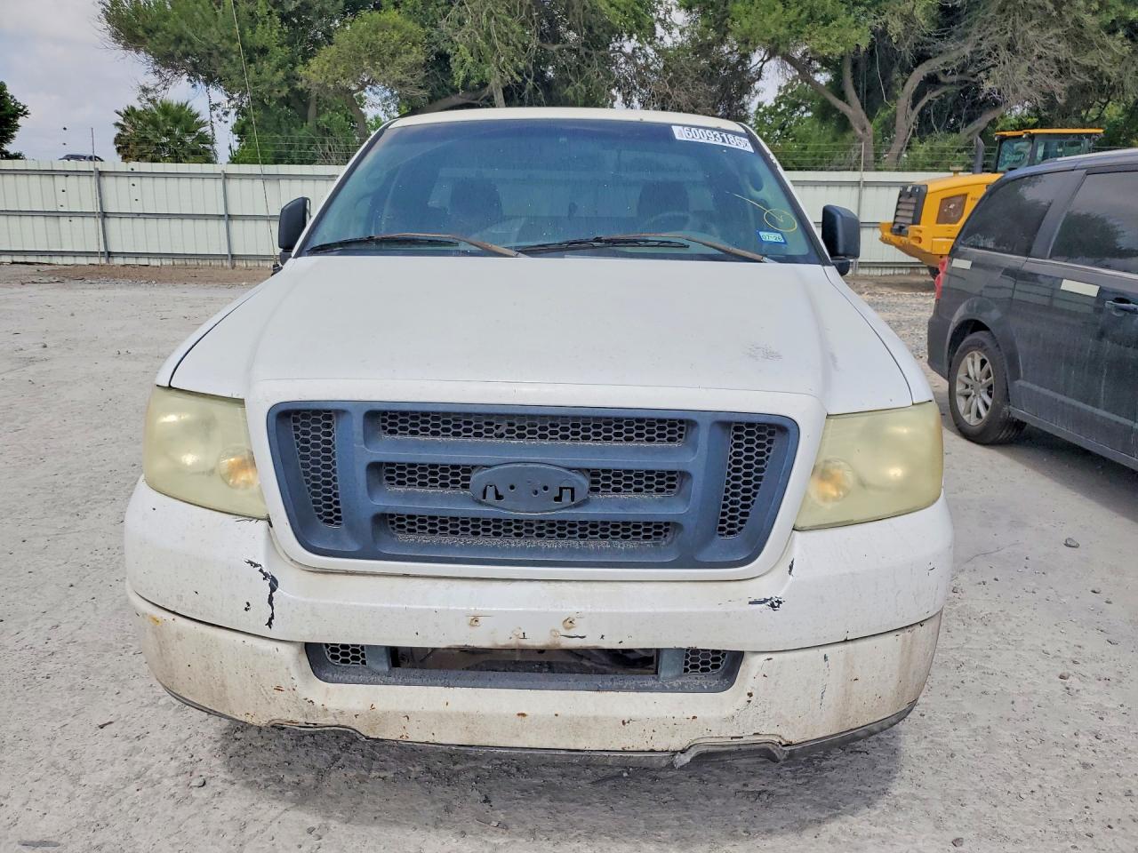 2004 Ford F150 White vin: 1FTRF12W94NC12367