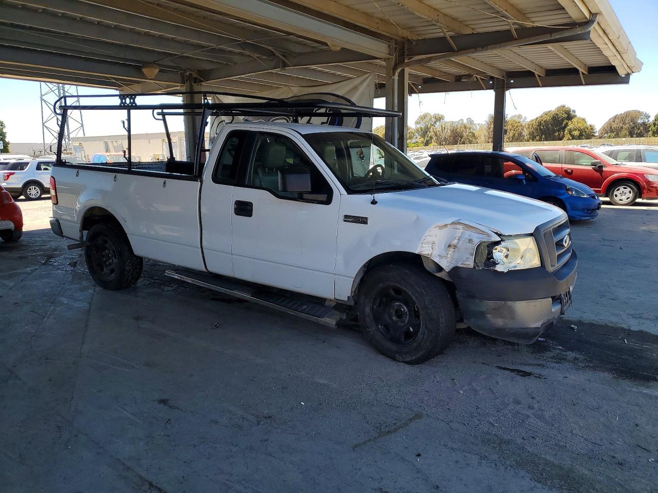 2005 Ford F150 White vin: 1FTRF12W95NB11914