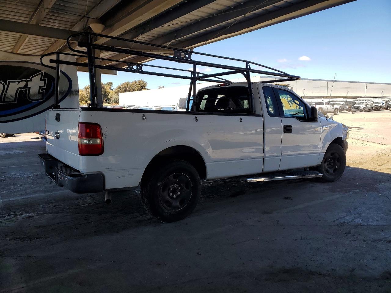 2005 Ford F150 White vin: 1FTRF12W95NB11914