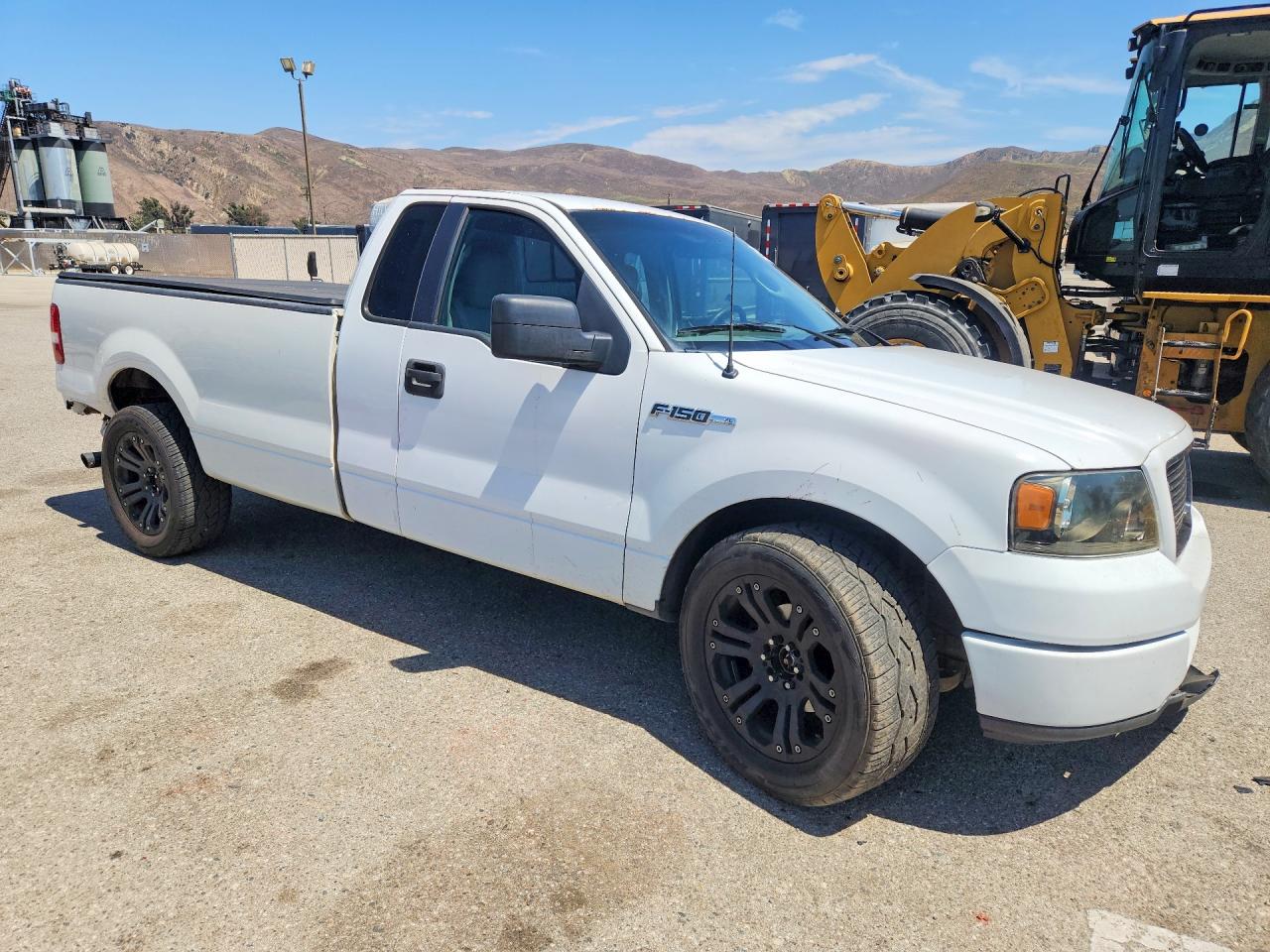 2006 Ford F150 White vin: 1FTRF12W96NB48835